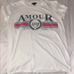 Amour Graphic Tee